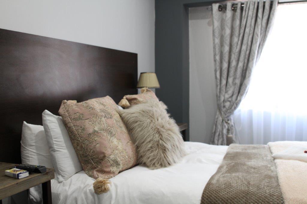 לואי טריכארט 93 On Celliers Guesthouse מראה חיצוני תמונה